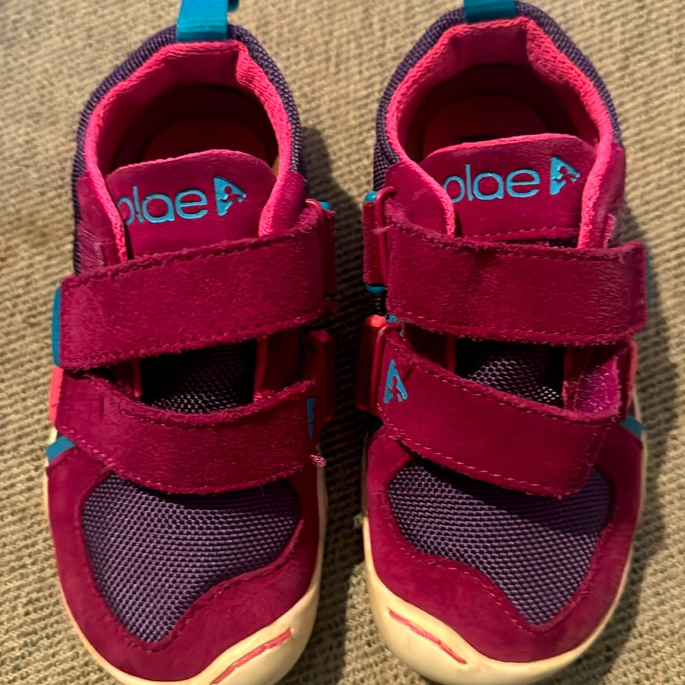 The sneaker for the super active super kid.
